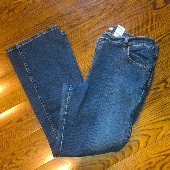 LEVIS Women’s 550 Relaxed Bootcut Leg Jeans Size 16 - Picture 4 of 6